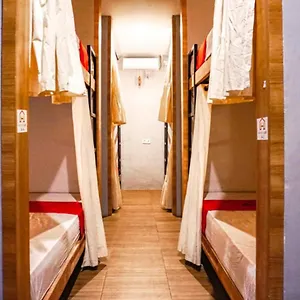 Reddoorz Near Ngurah Rai Airport Kuta ** Kuta Lombok