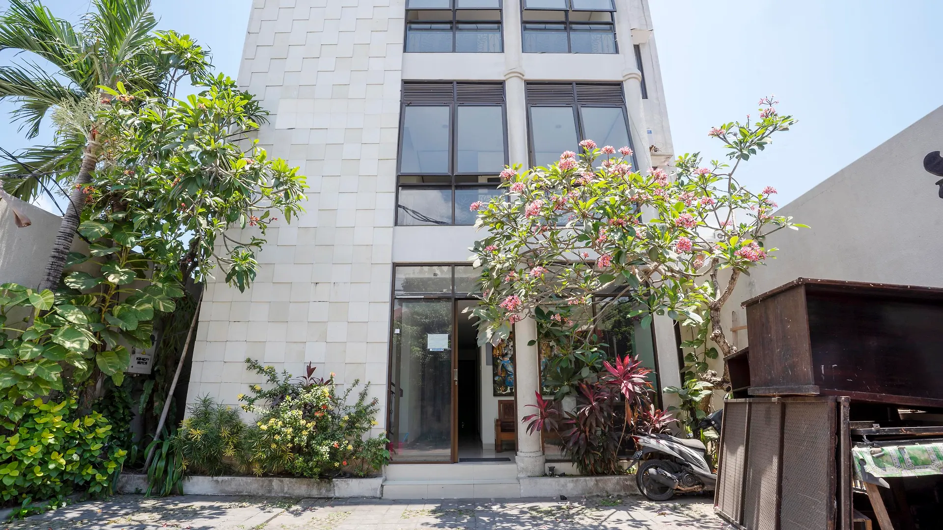 Anika Hotel Melati And Spa Kuta